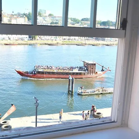 Feel Ribeira - Riverfront Charm *